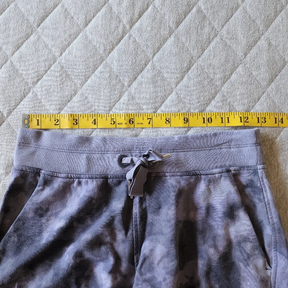 Athleta Balance Printed 4